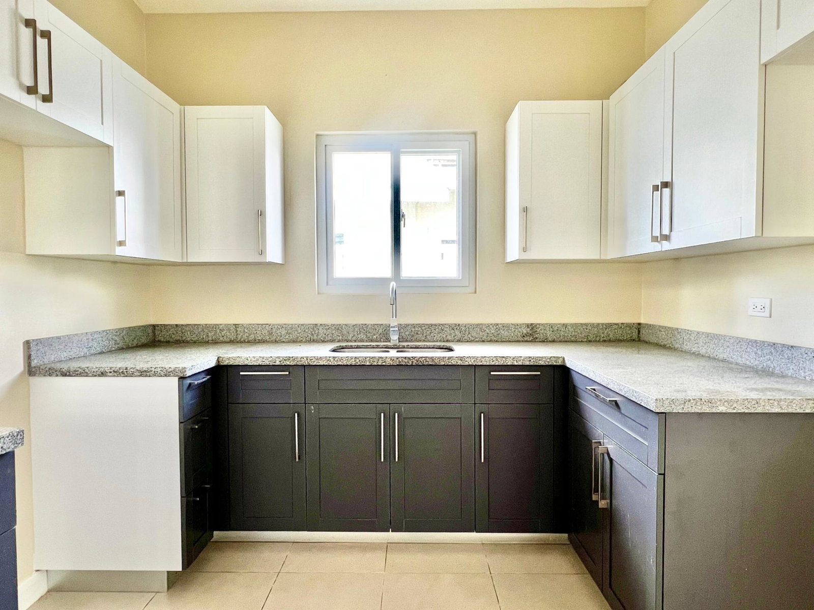 Eighth image of 33-103 Seawind, Oceanpointe in Point, Hanover, Jamaica - property is For Sale