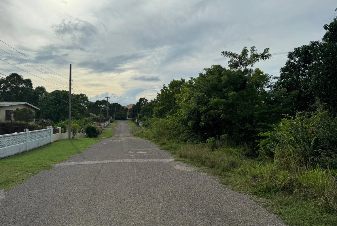 Fifth image of 16 Trenton Crescent, Maypen in Trenton, Clarendon, Jamaica - property is For Sale