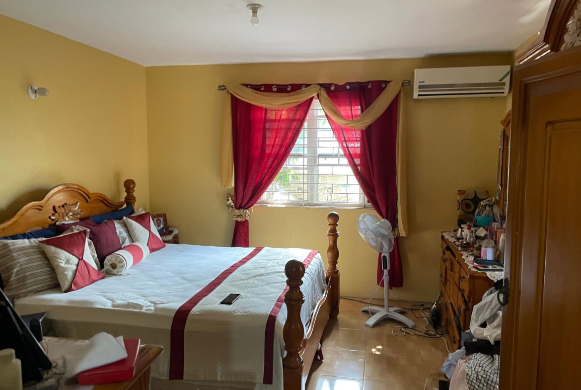 Second image of 40 Atoll Avenue, Kingston 17 in HARBOUR VIEW, St. Andrew, Jamaica - property is For Sale