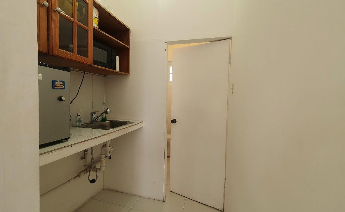 Seventh image of 9-49 1/2 Upper Waterloo Road in Kingston 8, St. Andrew, Jamaica - property is For Rent