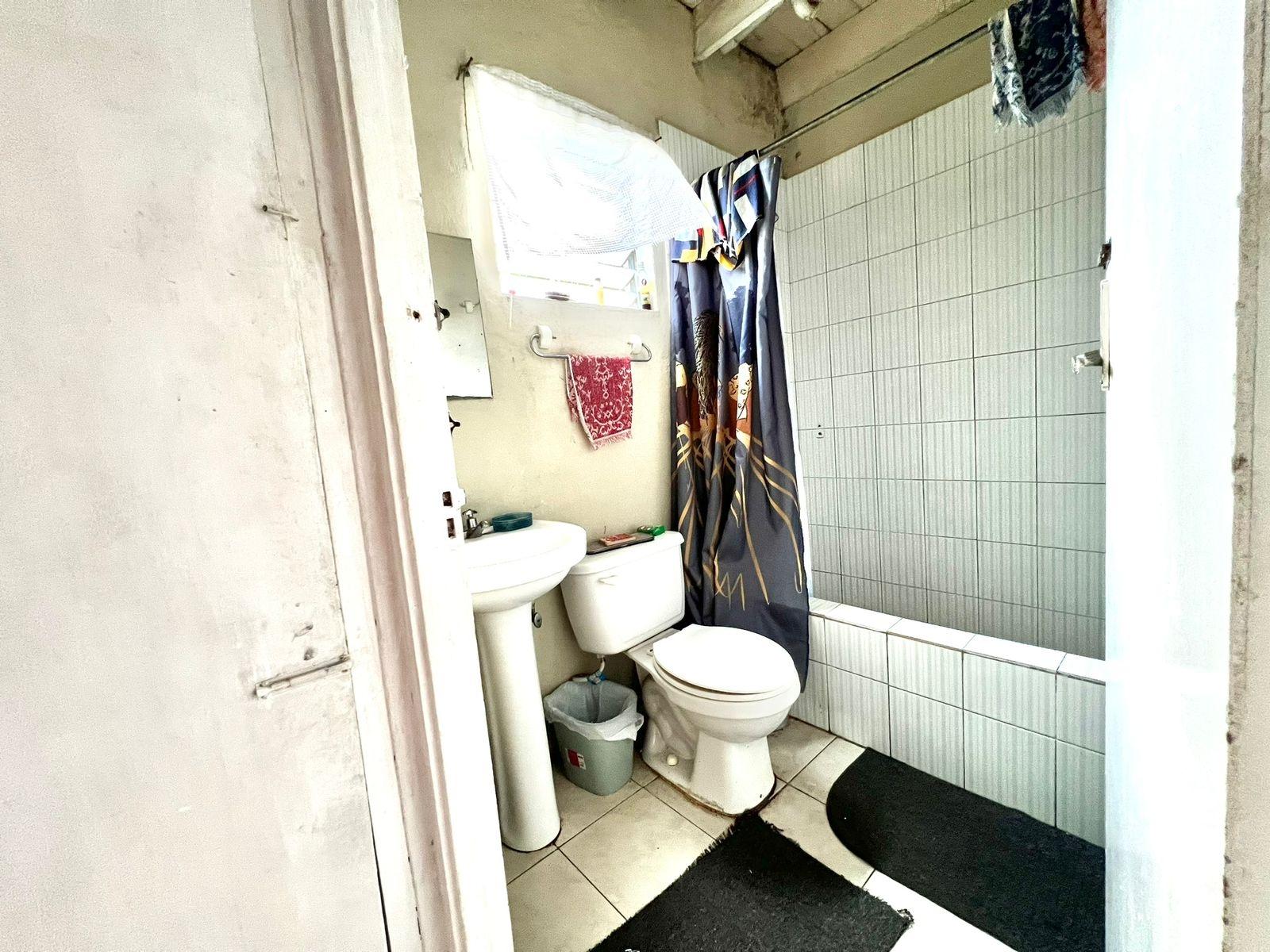 Tenth image of 9-76 Molynes Road in Molynes Square, St. Andrew, Jamaica - property is For Sale