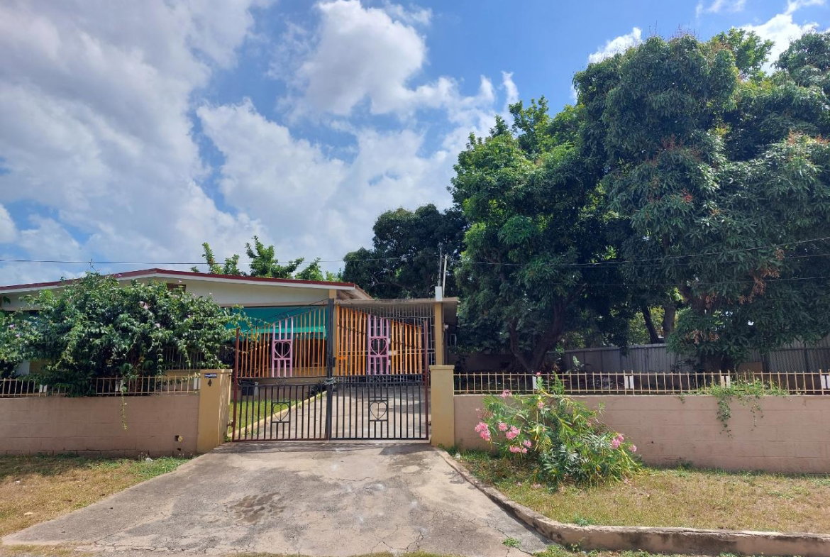 Sixth image of 4 Dupont Avenue in Kingston 19, St. Andrew, Jamaica - property is For Sale