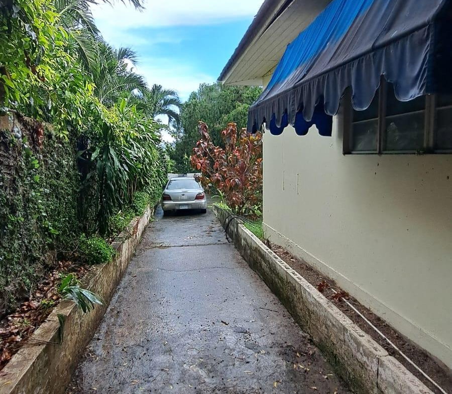 Eleventh image of 20 New Haven Ave Kgn 6 in Kingston 6, St. Andrew, Jamaica - property is For Sale