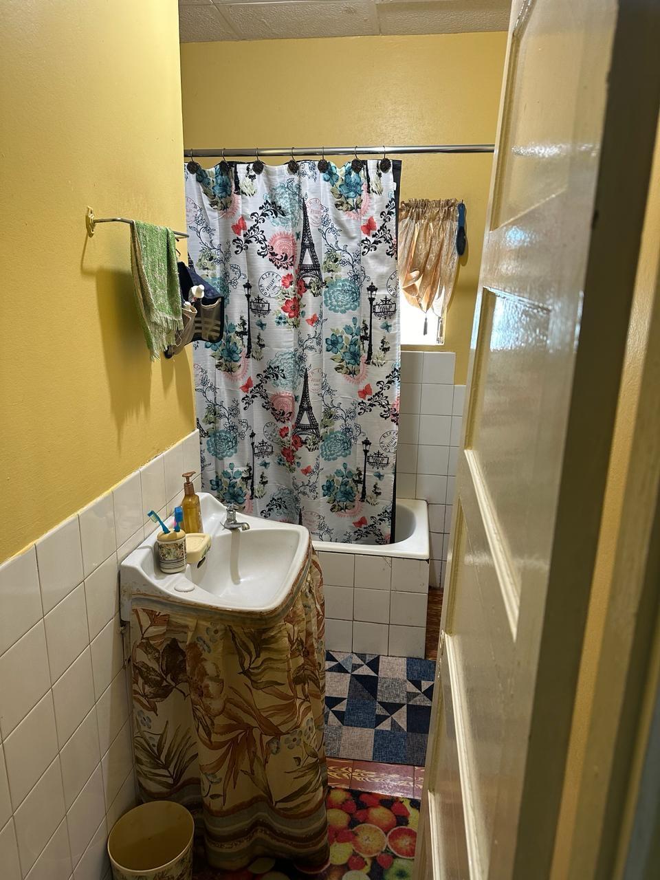 Eleventh image of 6 Hyslope Avenue in Kingston 2, Kingston, Jamaica - property is For Sale