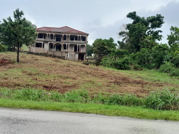 First image of 20a Battersea New Green Road in Mandeville, Manchester, Jamaica - property is For Sale