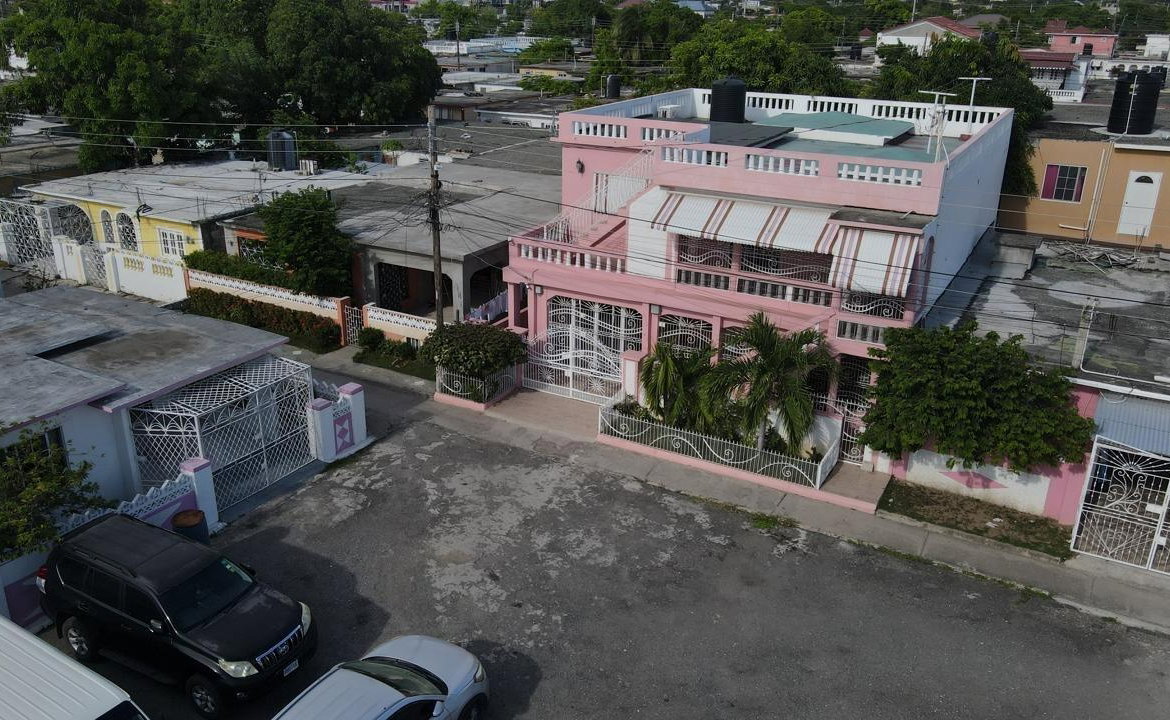 Second image of 1093 5th Seal Way Braeton ph 3 in Braeton Newtown, St. Catherine, Jamaica - property is For Sale