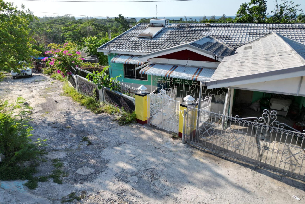 Second image of Hampton Heights in Runaway Bay, St. Ann, Jamaica - property is For Sale