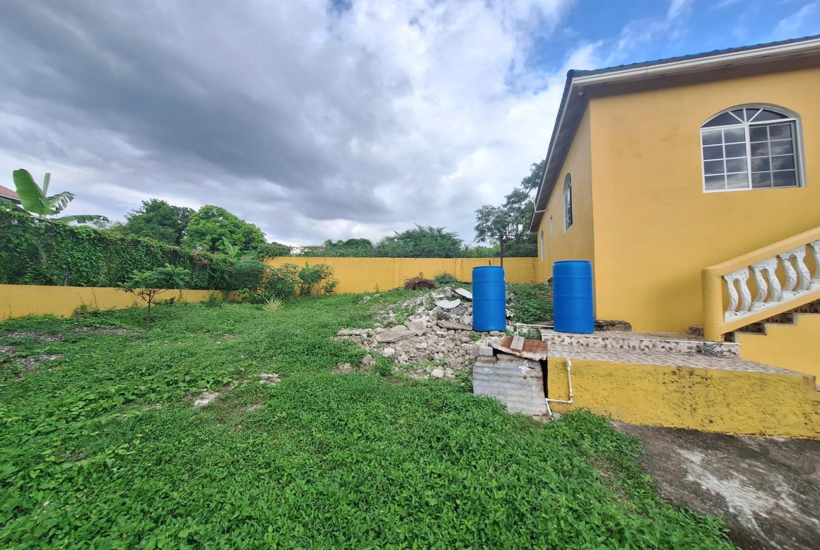 Fifteenth image of 3 Roxbonough Plantation in May Pen, Clarendon, Jamaica - property is For Sale