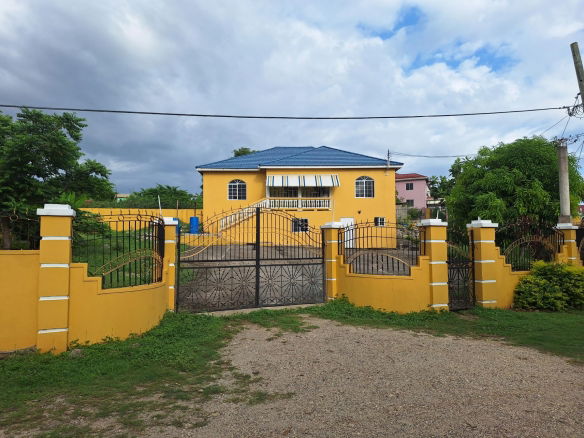 First image of 3 Roxbonough Plantation in May Pen, Clarendon, Jamaica - property is For Sale