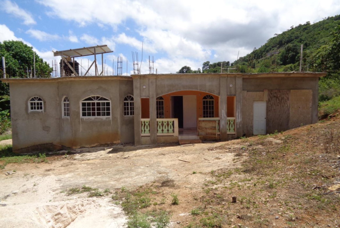Second image of Silvergrove in Maidstone, Manchester, Jamaica - property is For Sale