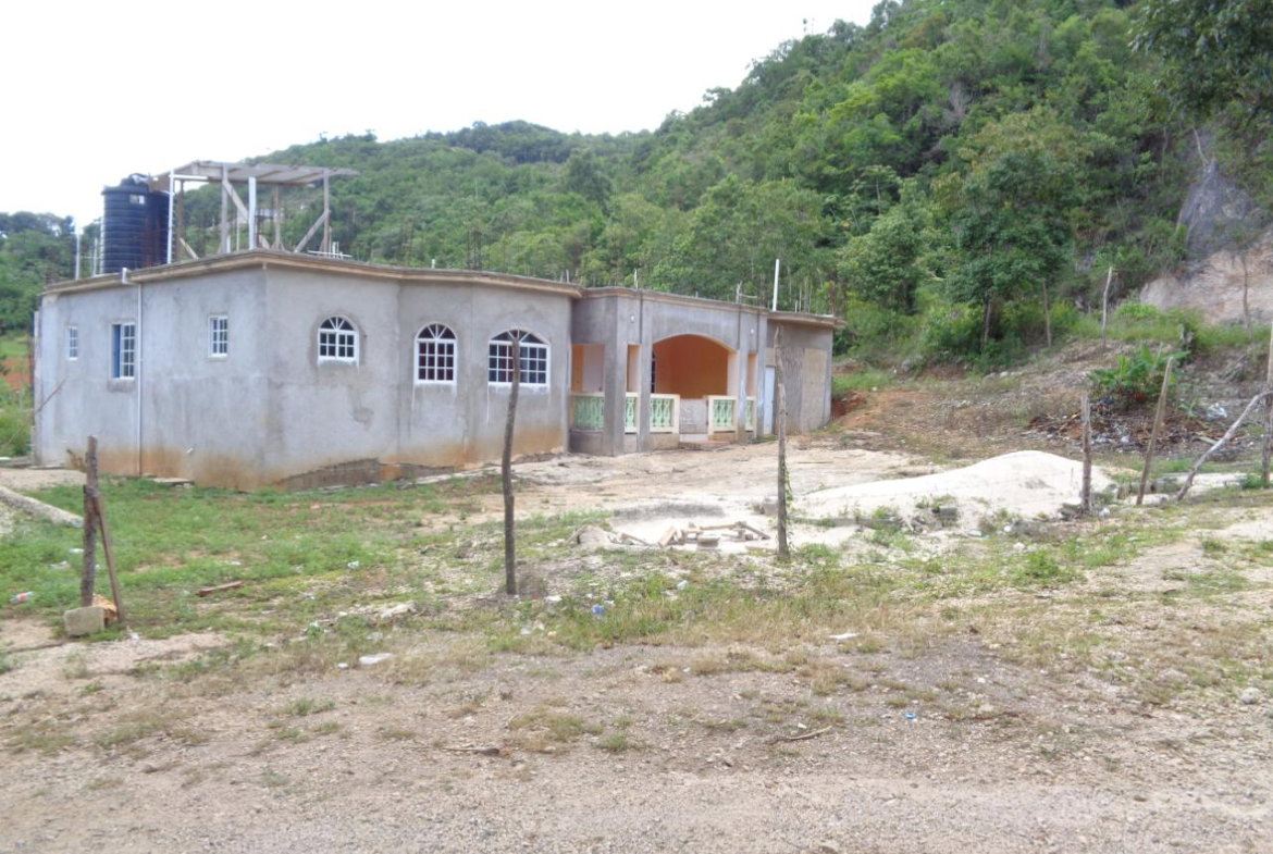 Sixteenth image of Silvergrove in Maidstone, Manchester, Jamaica - property is For Sale
