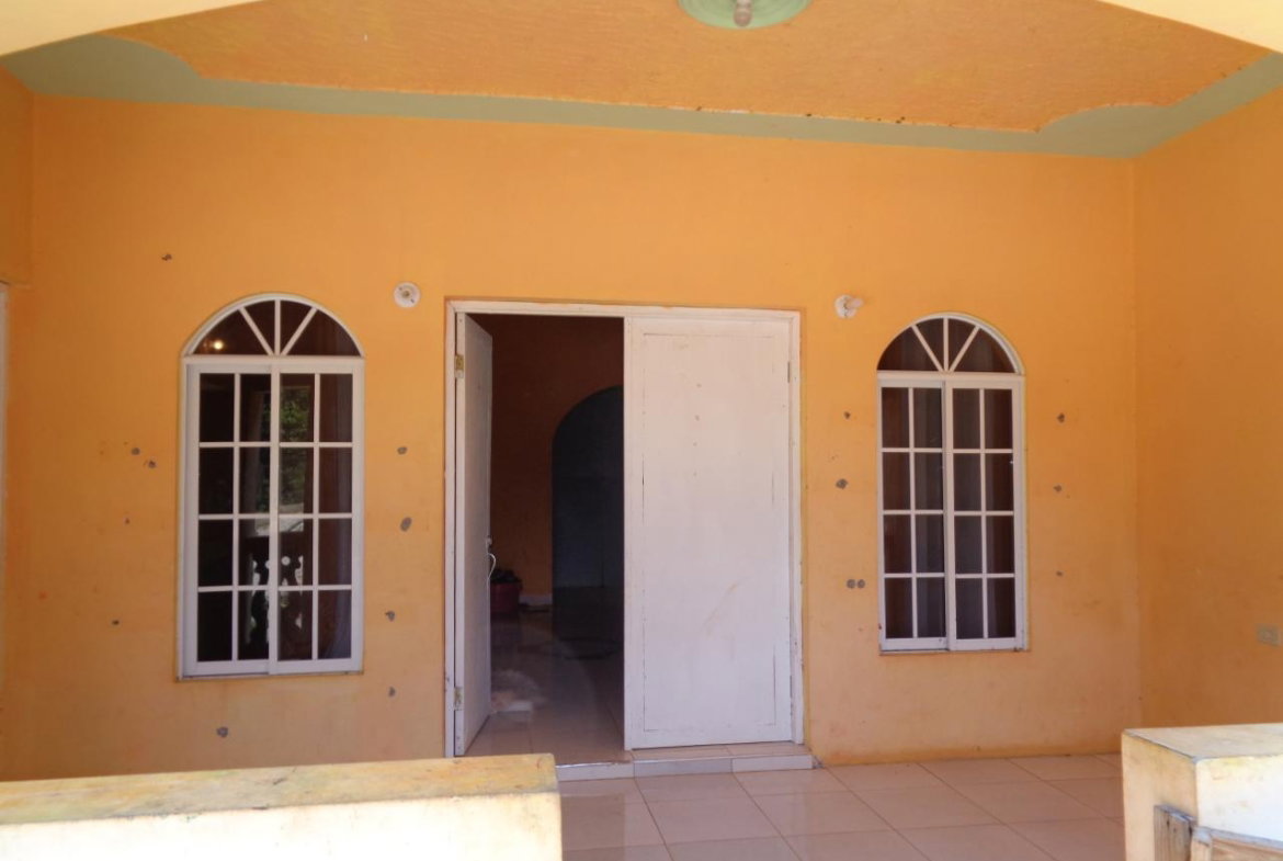 Third image of Silvergrove in Maidstone, Manchester, Jamaica - property is For Sale