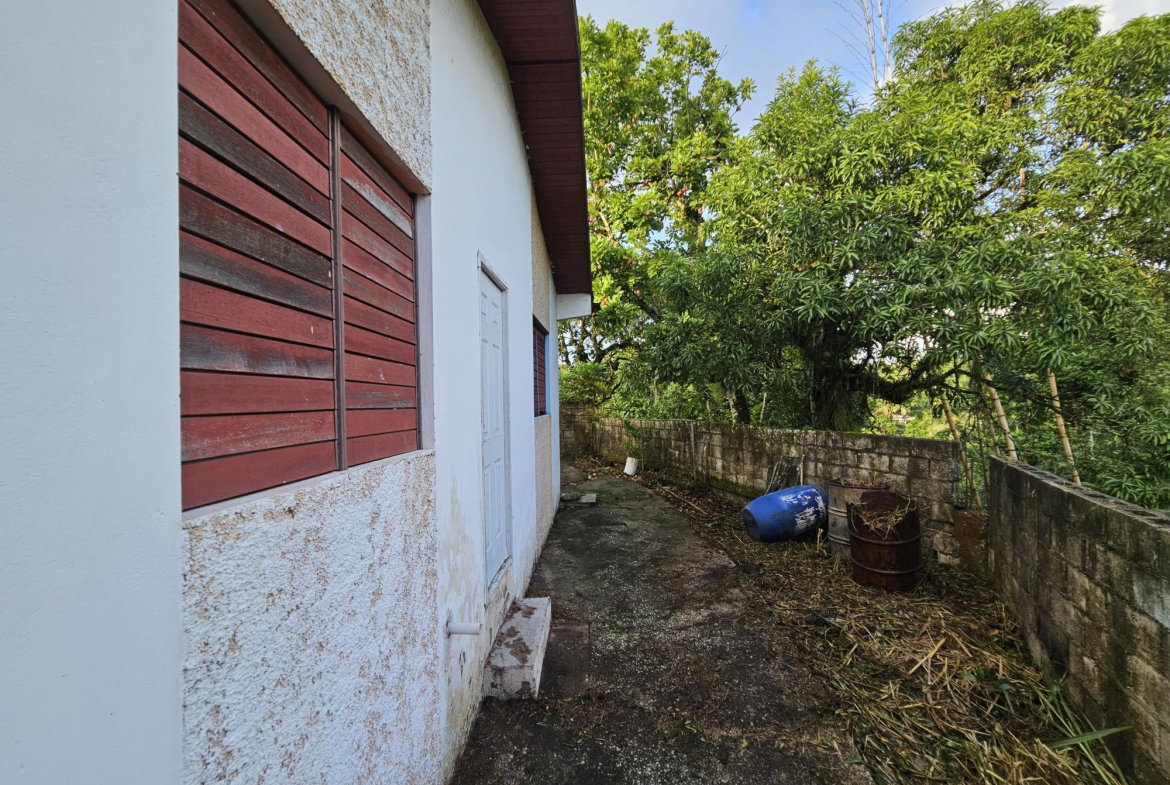 Fourth image of Rose Hall District, Lawre in Lawrence Tavern, St. Andrew, Jamaica - property is For Sale