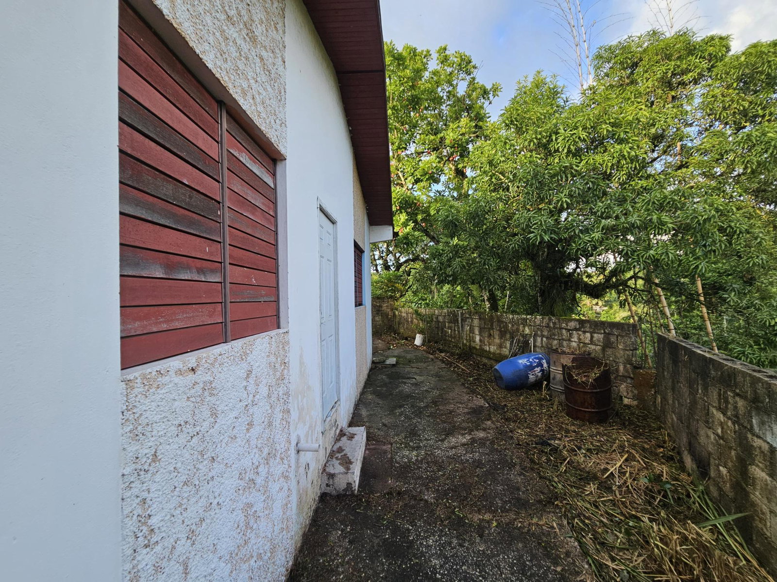 Investment-Opportunity-3-Houses-on-1-Acre-in-Lawrence-Tavern-Jamaica Fourth image of Rose Hall District, Lawre in Lawrence Tavern, St. Andrew, Jamaica - property is For Sale