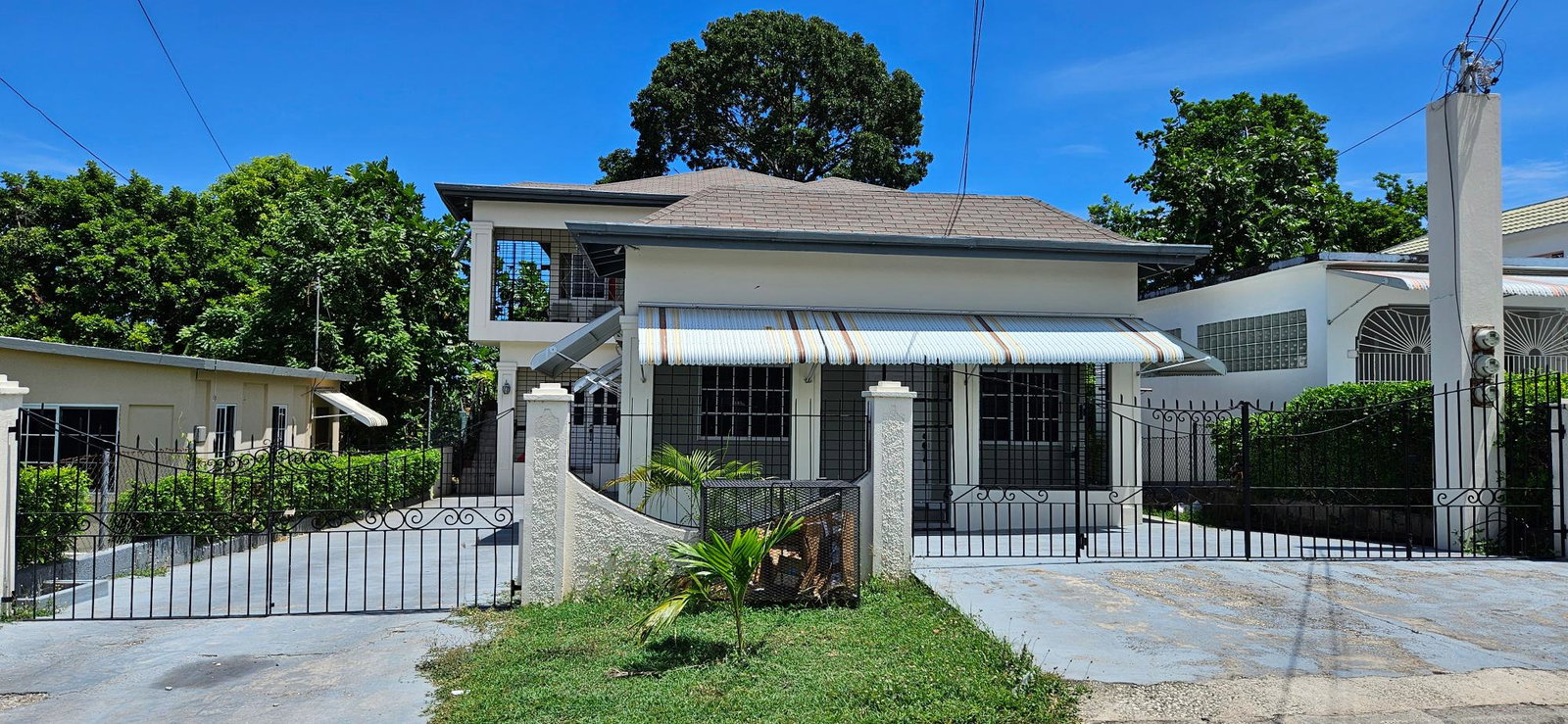 Seventh image of 139 Greenwich Park in Steer Town, St. Ann, Jamaica - property is For Sale