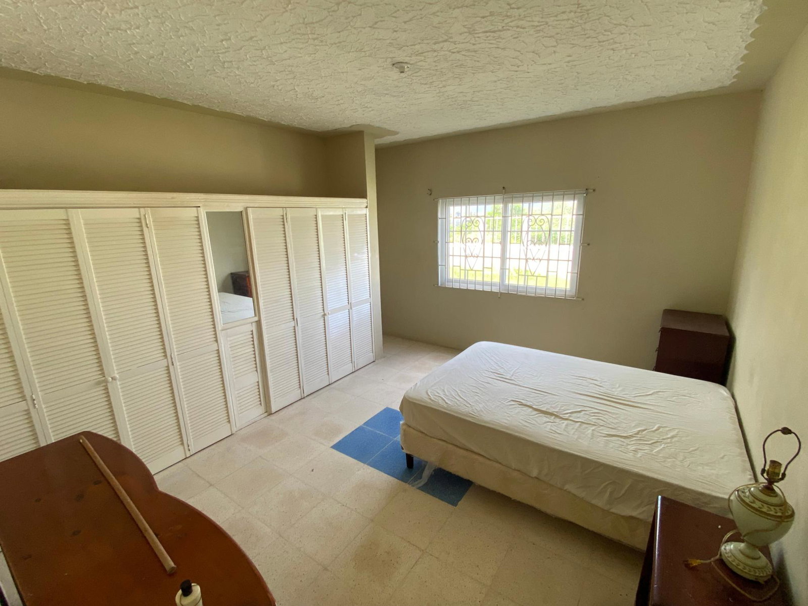 Twelfth image of 77 Woodpecker Drive, Hellshi in Greater Portmore, St. Catherine, Jamaica - property is For Sale