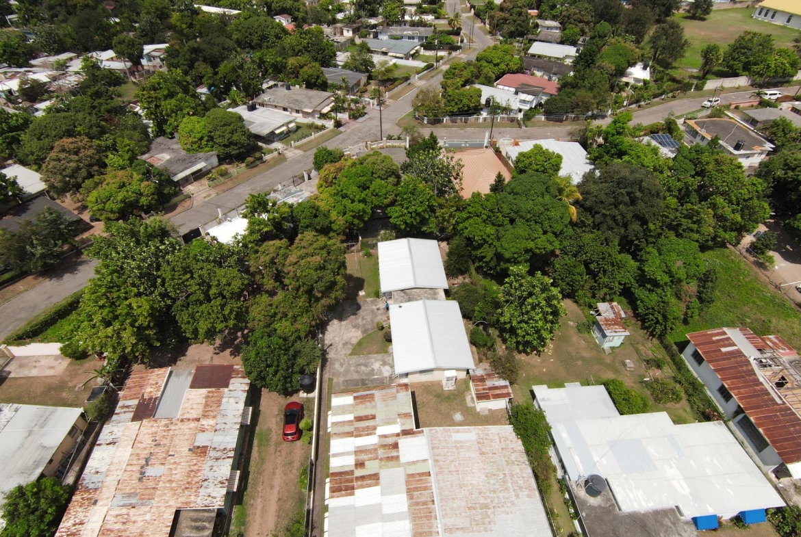 Second image of 26 Lawrence Ave, Kgn 8 in Kingston 8, St. Andrew, Jamaica - property is For Sale