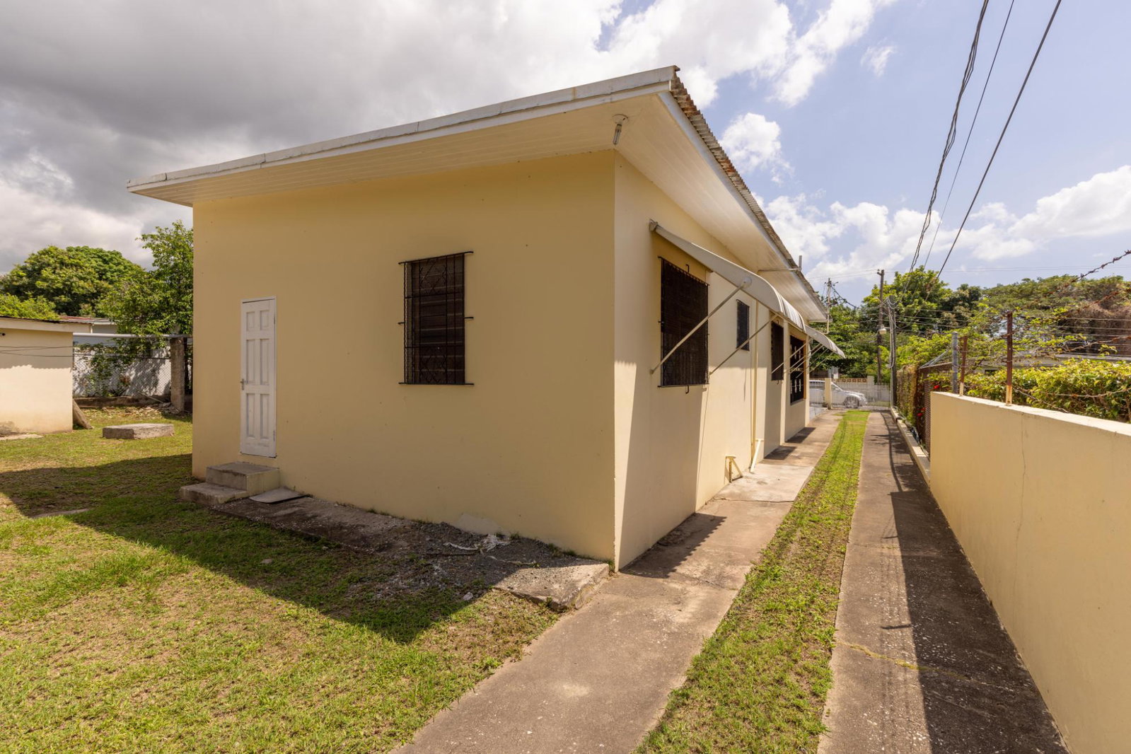Investment-Opportunity-Multi-Unit-Property-for-Sale-in-Kgn-8-Jamaica Sixth image of 26 Lawrence Ave, Kgn 8 in Kingston 8, St. Andrew, Jamaica - property is For Sale