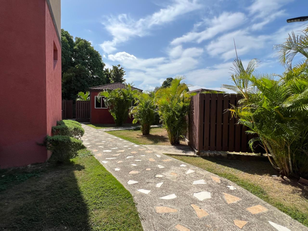 Luxurious-1-Bedroom-Apartment-for-Sale-in-Drumblair-St.-Andrew Twenty-First image of 23-9-11 Washington Drive, Kgn 10 in Kingston 10, St. Andrew, Jamaica - property is For Sale