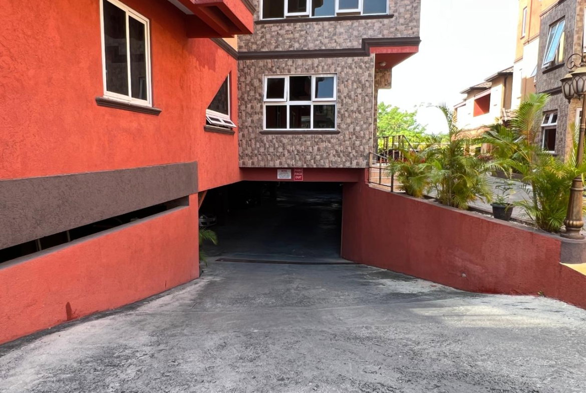 Seventh image of 23-9-11 Washington Drive, Kgn 10 in Kingston 10, St. Andrew, Jamaica - property is For Sale
