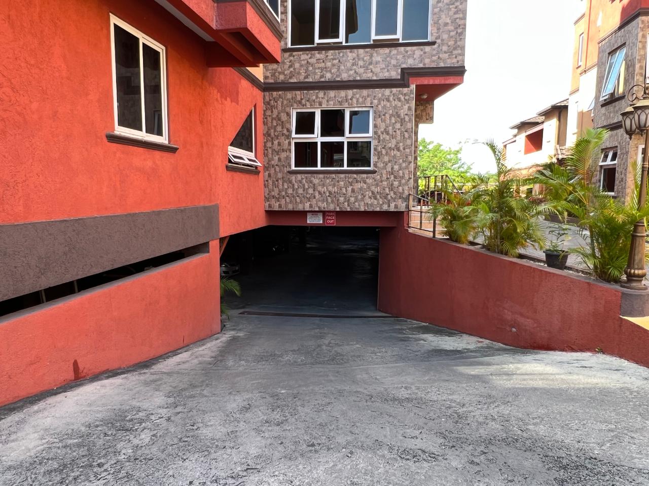 Luxurious-1-Bedroom-Apartment-for-Sale-in-Drumblair-St.-Andrew Seventh image of 23-9-11 Washington Drive, Kgn 10 in Kingston 10, St. Andrew, Jamaica - property is For Sale