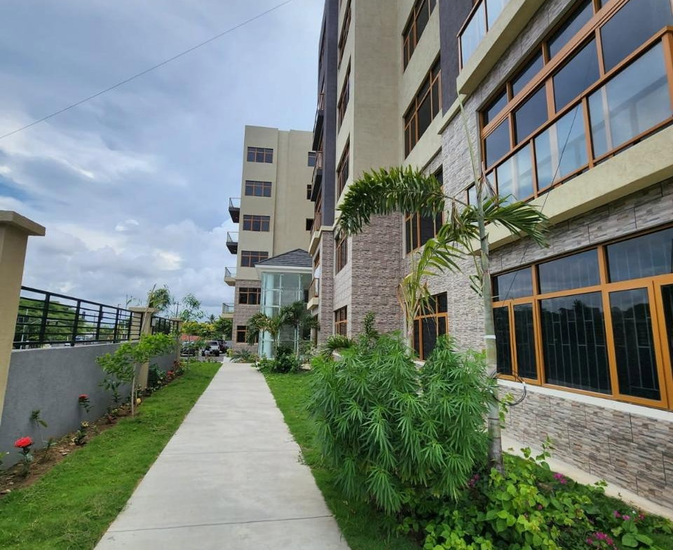 Second image of 401-30 Wellington Drive in Kingston 6, St. Andrew, Jamaica - property is For Sale