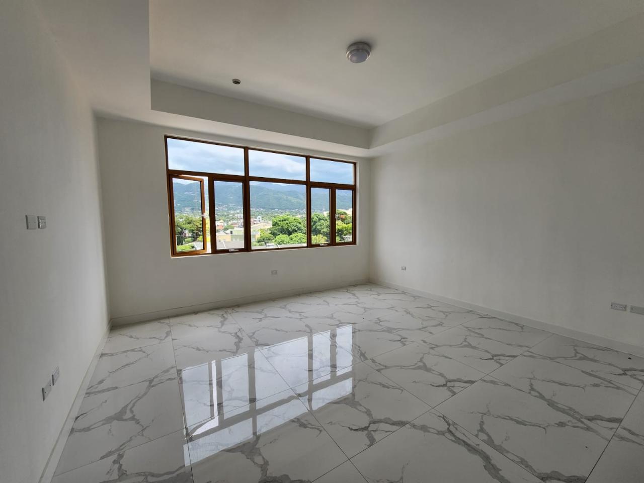 Tenth image of 401-30 Wellington Drive in Kingston 6, St. Andrew, Jamaica - property is For Sale