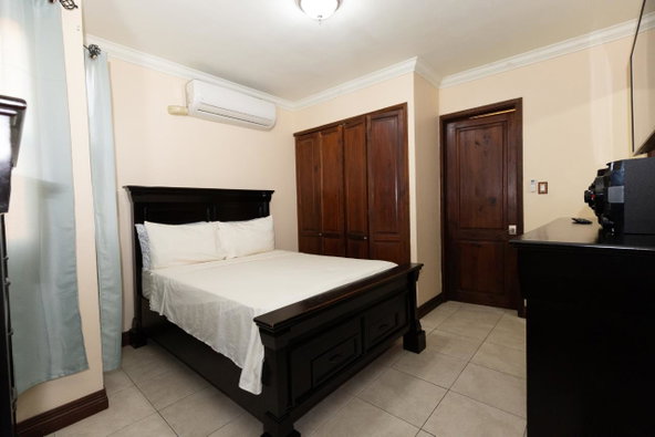 Fourteenth image of 13-15a Charlton rd in CONSTANT SPRING, St. Andrew, Jamaica - property is For Sale