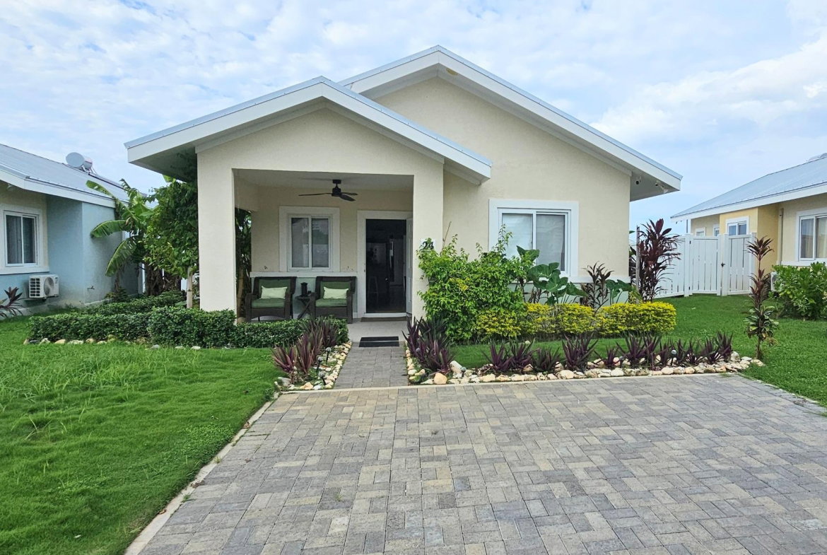 Second image of 24-399 Oceanpointe in Lucea, Hanover, Jamaica - property is For Sale