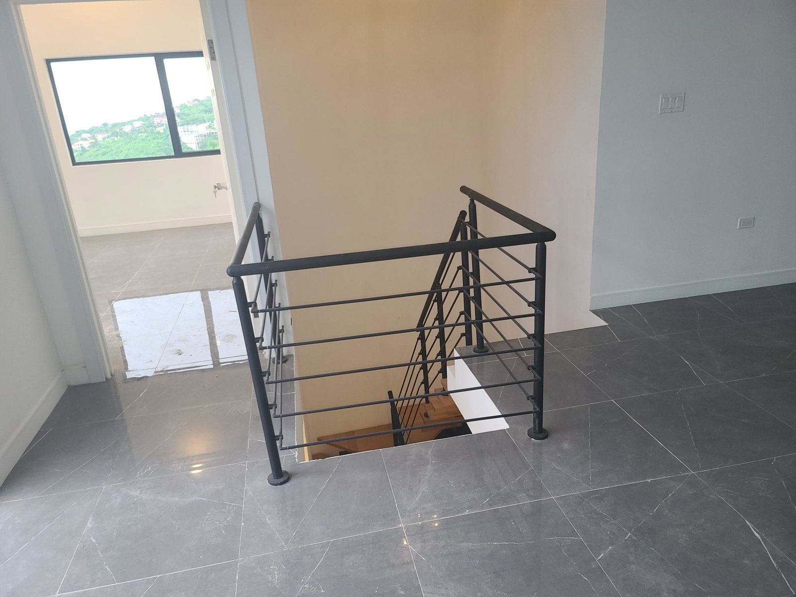 Nineteenth image of 8- 129 Smokey Vale, Kgn 8 in Kingston 8, St. Andrew, Jamaica - property is For Sale