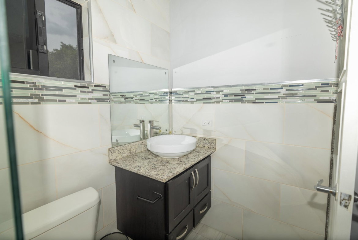 Nineteenth image of 7 Sunset Drive in CONSTANT SPRING, St. Andrew, Jamaica - property is For Sale