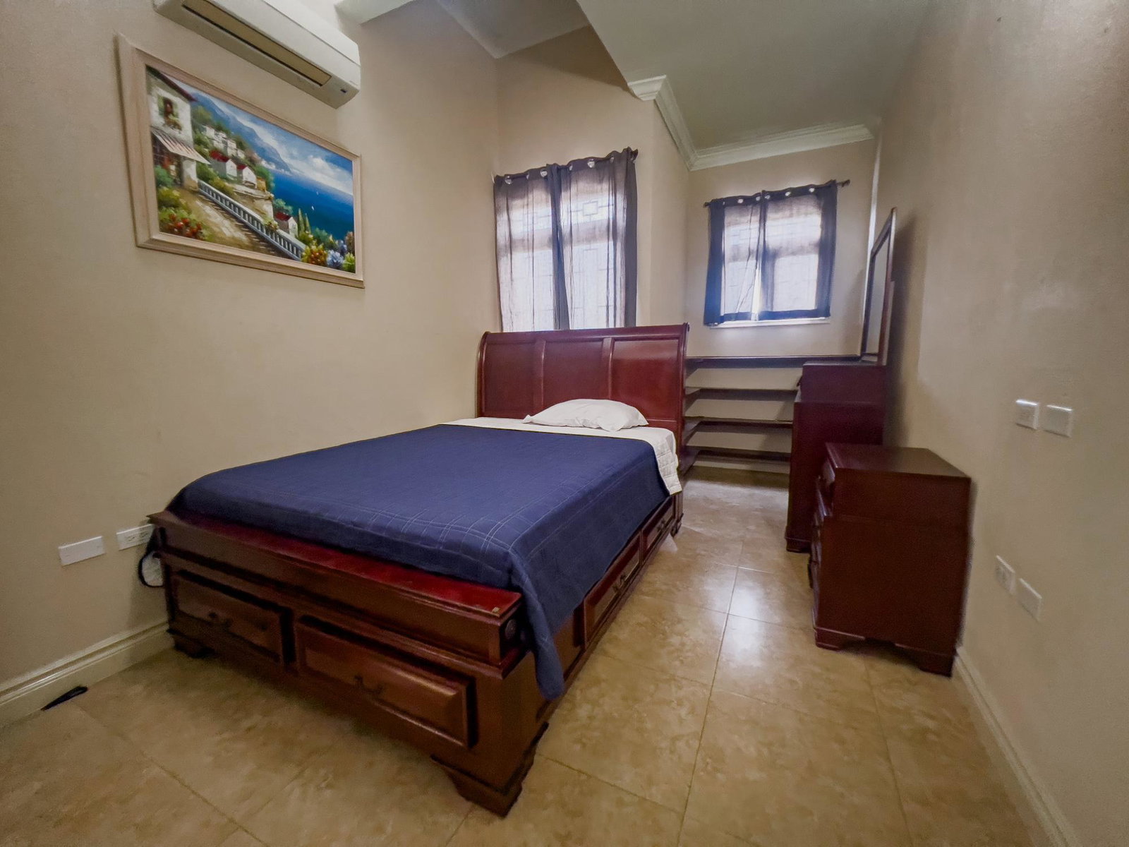 Thirteenth image of 4-31 Hopefield Avenue, Kington in Kingston 6, St. Andrew, Jamaica - property is For Sale