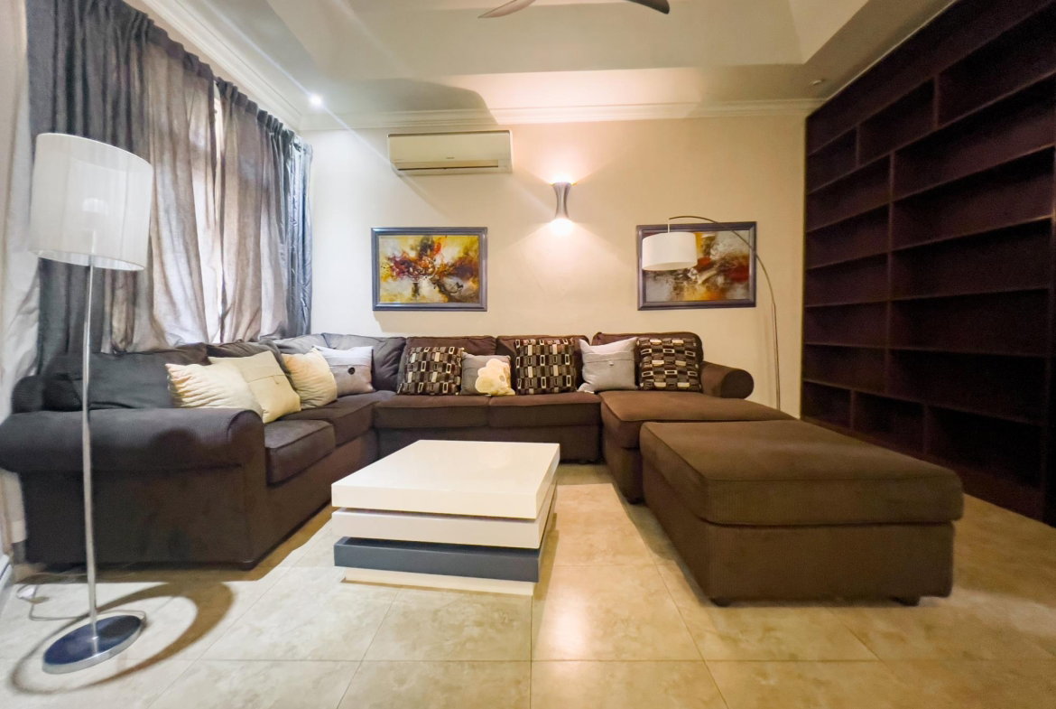 Sixth image of 4-31 Hopefield Avenue, Kington in Kingston 6, St. Andrew, Jamaica - property is For Sale