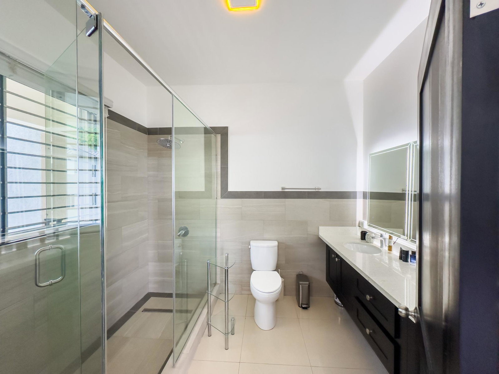 Twelfth image of 25-5 Degenhart Close in Kingston 6, St. Andrew, Jamaica - property is For Sale