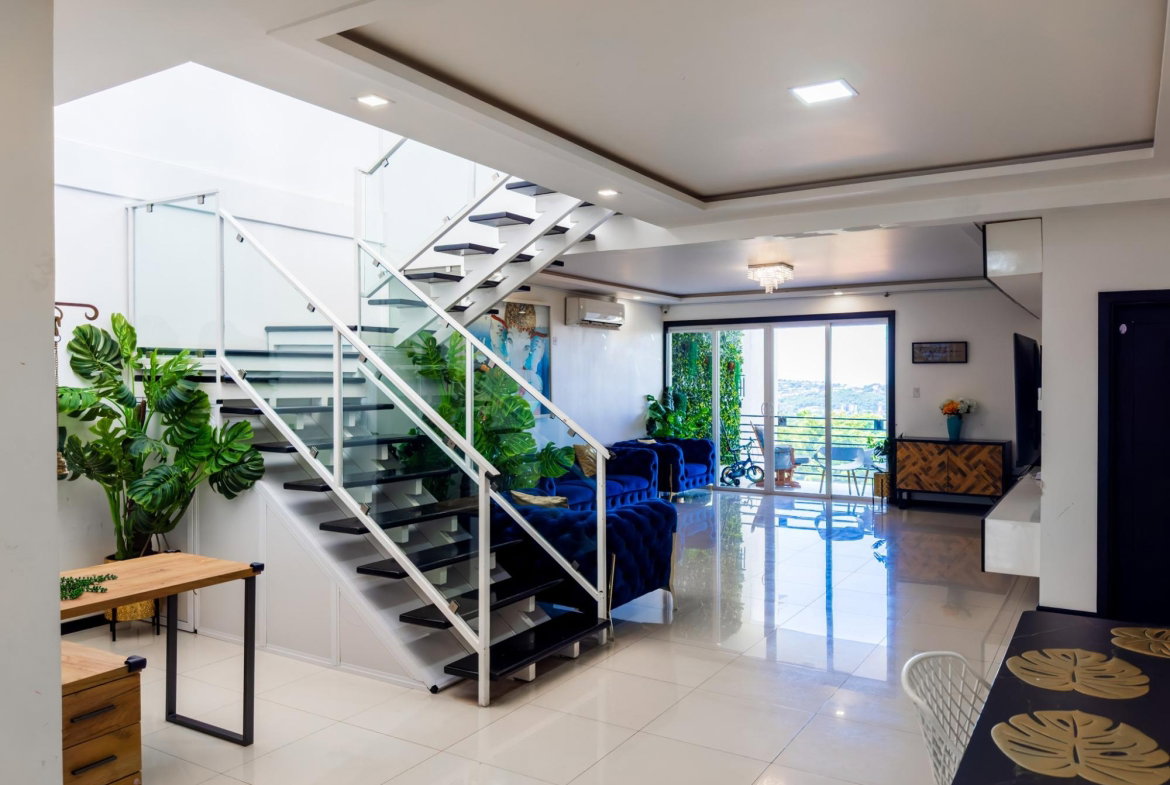 Sixth image of 25-5 Degenhart Close in Kingston 6, St. Andrew, Jamaica - property is For Sale