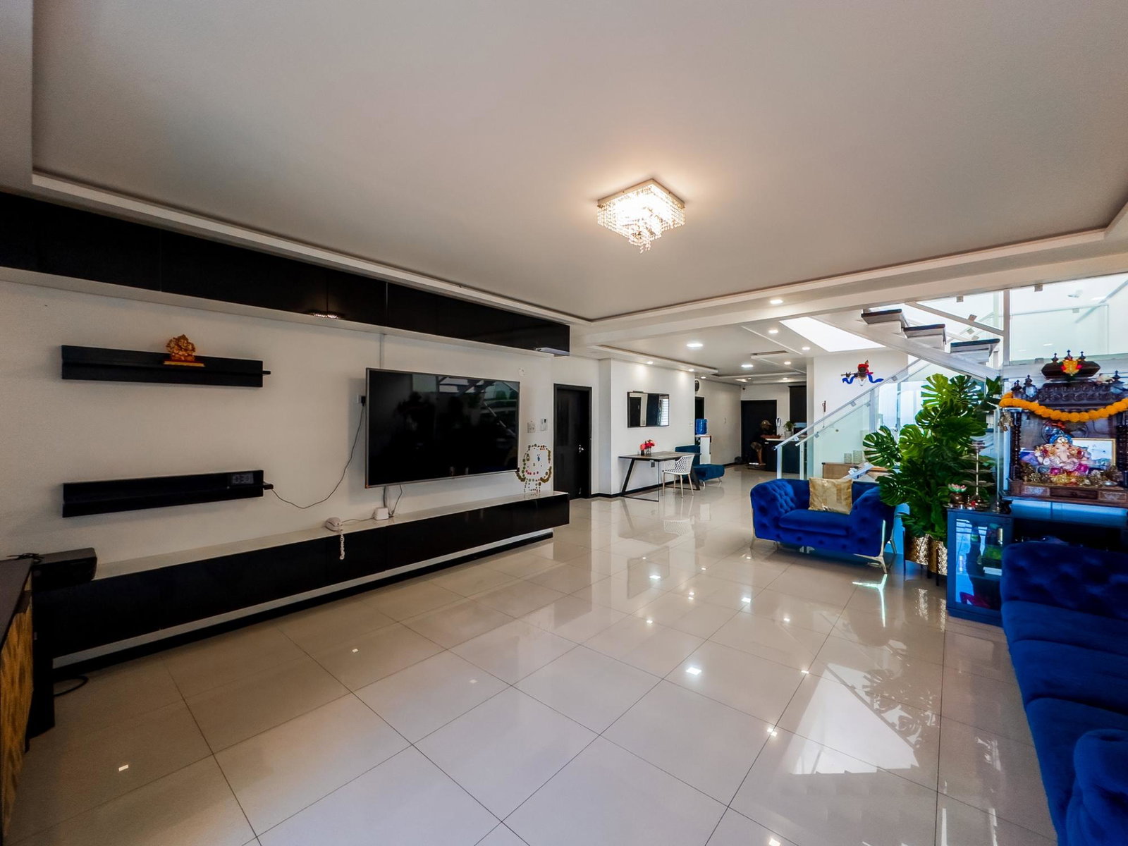 Seventh image of 25-5 Degenhart Close in Kingston 6, St. Andrew, Jamaica - property is For Sale