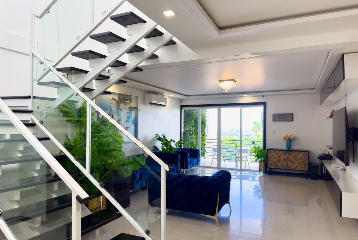 Eighth image of 25-5 Degenhart Close in Kingston 6, St. Andrew, Jamaica - property is For Sale