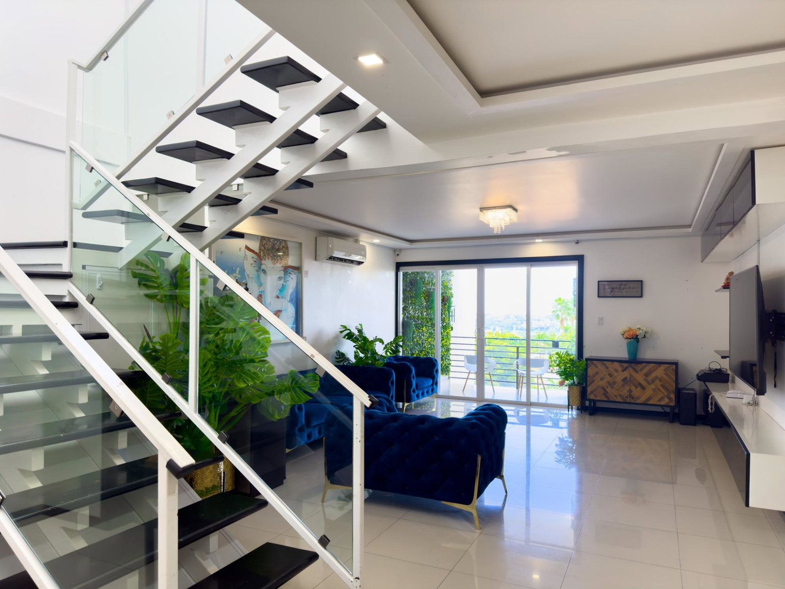 Eighth image of 25-5 Degenhart Close in Kingston 6, St. Andrew, Jamaica - property is For Sale