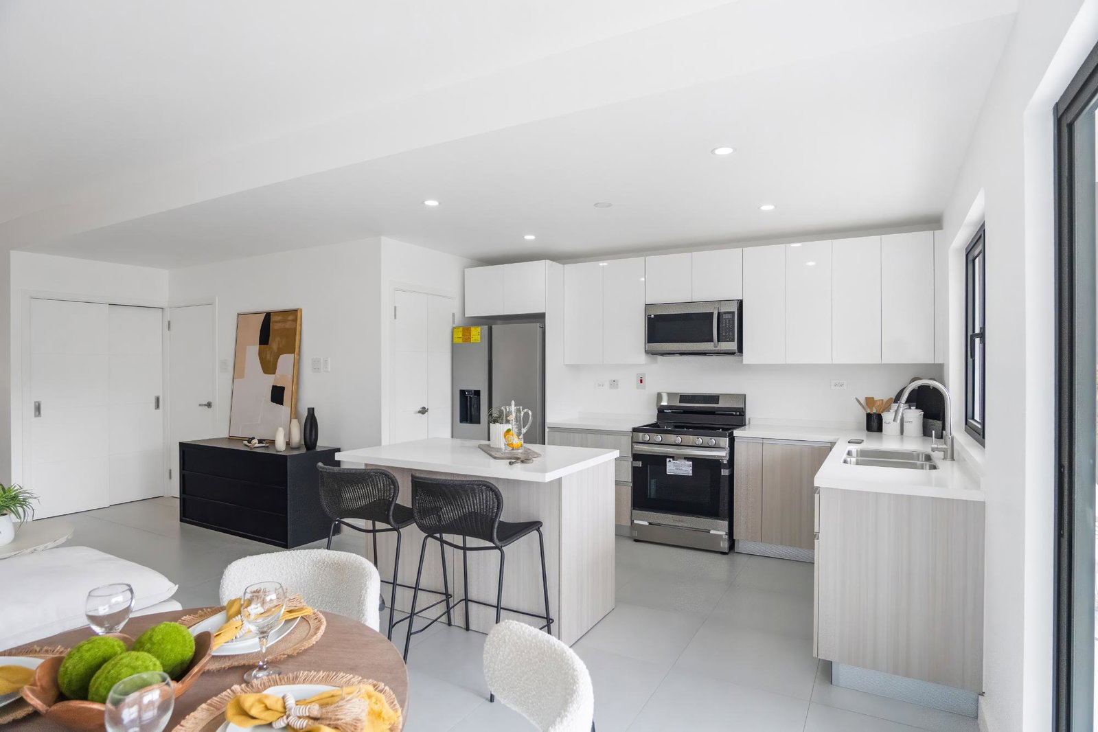 Luxury-Apartment-for-Sale-at-Cardinal-Residences-Jamaica First image of B33-2k Graham Heights in Kingston 8, St. Andrew, Jamaica - property is For Sale