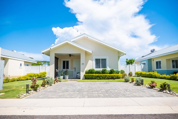 Third image of Lot 23-45 Seashore East in Lucea, Hanover, Jamaica - property is For Sale