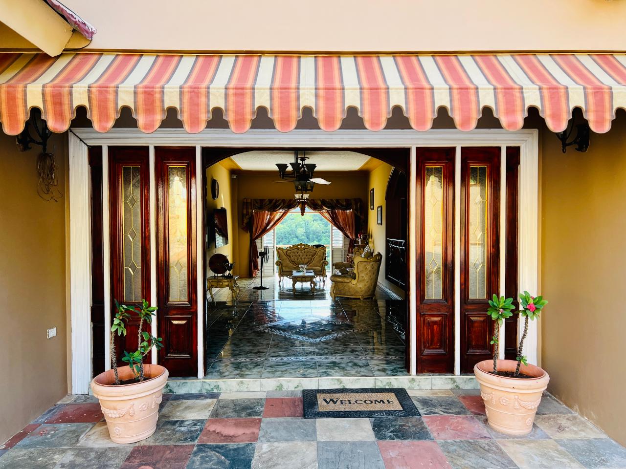 Thirteenth image of 12 Belgrade Loop, Kgn 8 in Kingston 8, St. Andrew, Jamaica - property is For Sale