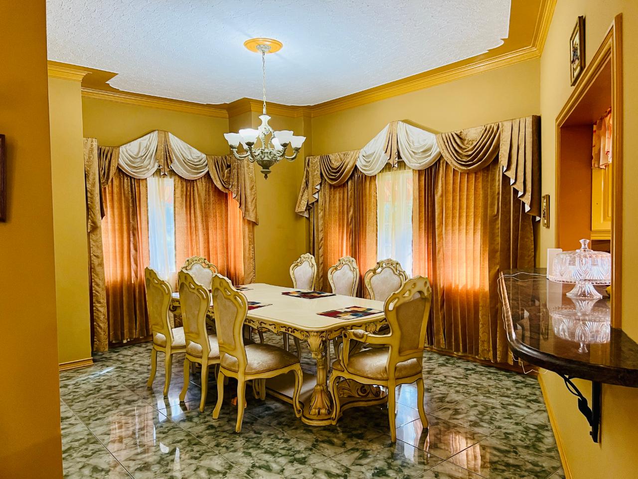 Seventeenth image of 12 Belgrade Loop, Kgn 8 in Kingston 8, St. Andrew, Jamaica - property is For Sale