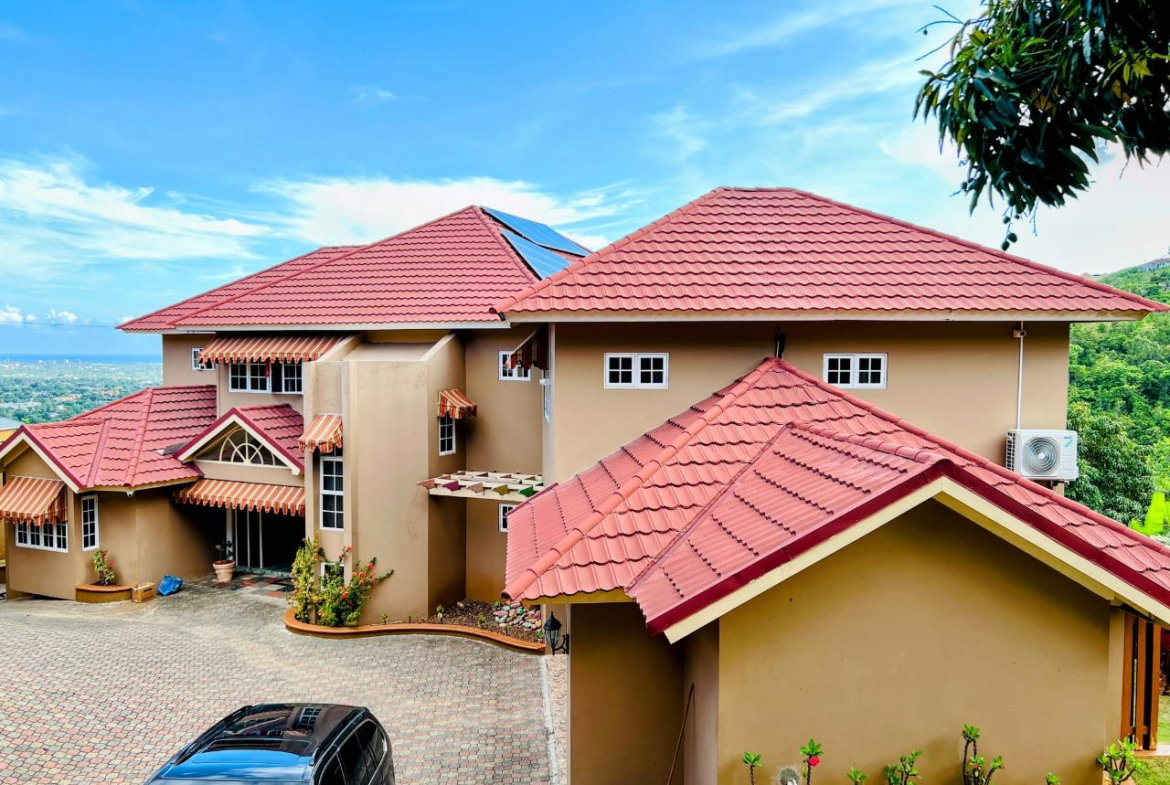 Seventh image of 12 Belgrade Loop, Kgn 8 in Kingston 8, St. Andrew, Jamaica - property is For Sale