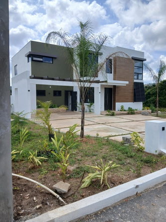Second image of 3b-22 West Road in Mandeville, Manchester, Jamaica - property is For Sale