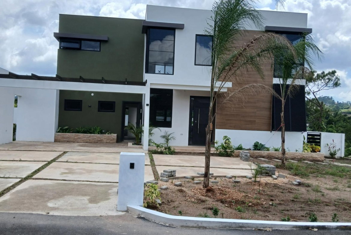 First image of 3b-22 West Road in Mandeville, Manchester, Jamaica - property is For Sale