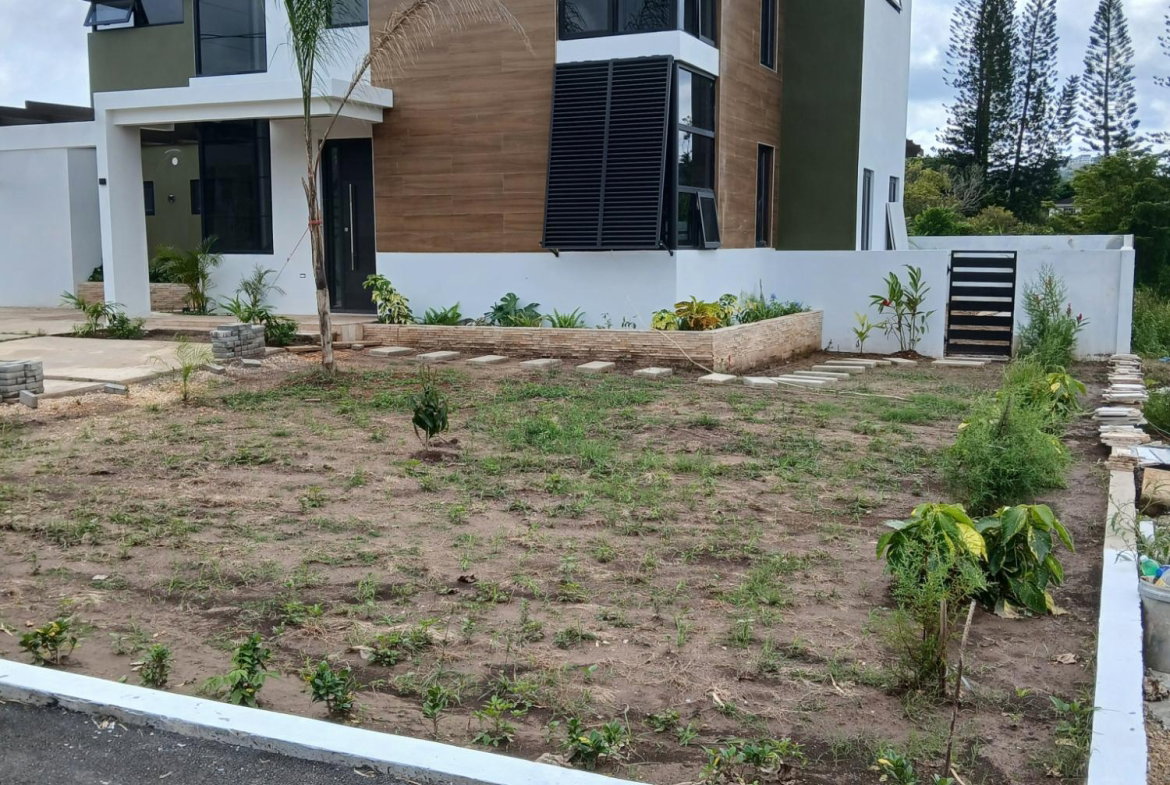 Fourth image of 3b-22 West Road in Mandeville, Manchester, Jamaica - property is For Sale