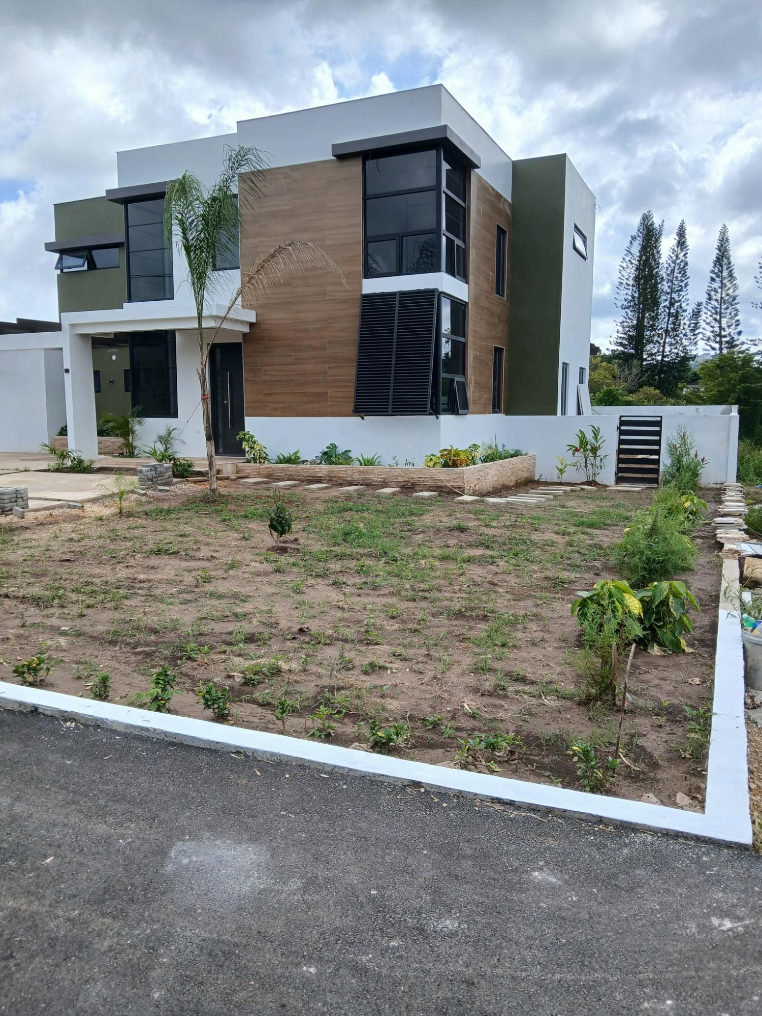 Fourth image of 3b-22 West Road in Mandeville, Manchester, Jamaica - property is For Sale