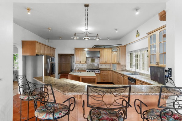 Fifth image of 18 West Norbrook Heights dr in Kingston 8, St. Andrew, Jamaica - property is For Sale