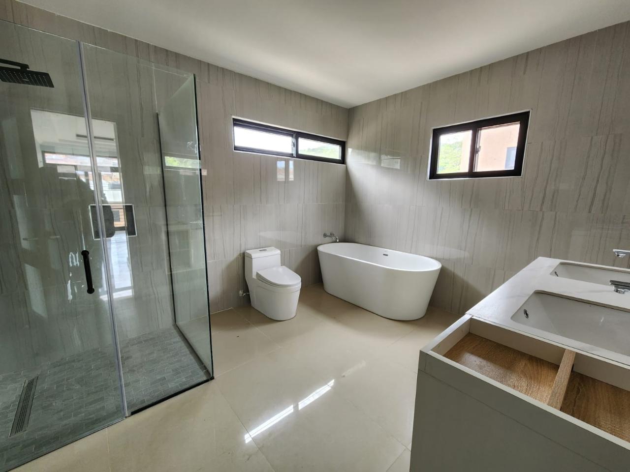 Eleventh image of 76 Ocho Rios Country Club in Ocho Rios, St. Ann, Jamaica - property is For Sale