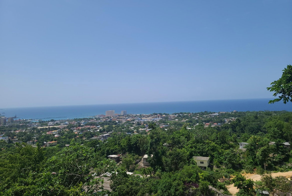 Second image of th 3- Ocho Rios Country Club in Ocho Rios, St. Ann, Jamaica - property is For Sale